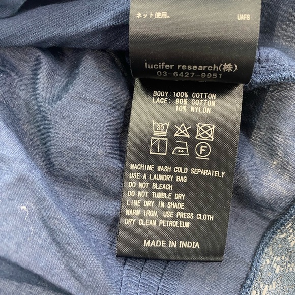 NE QUITTEZPAS lace flower navy blue top p30-30 - Picture 4 of 8